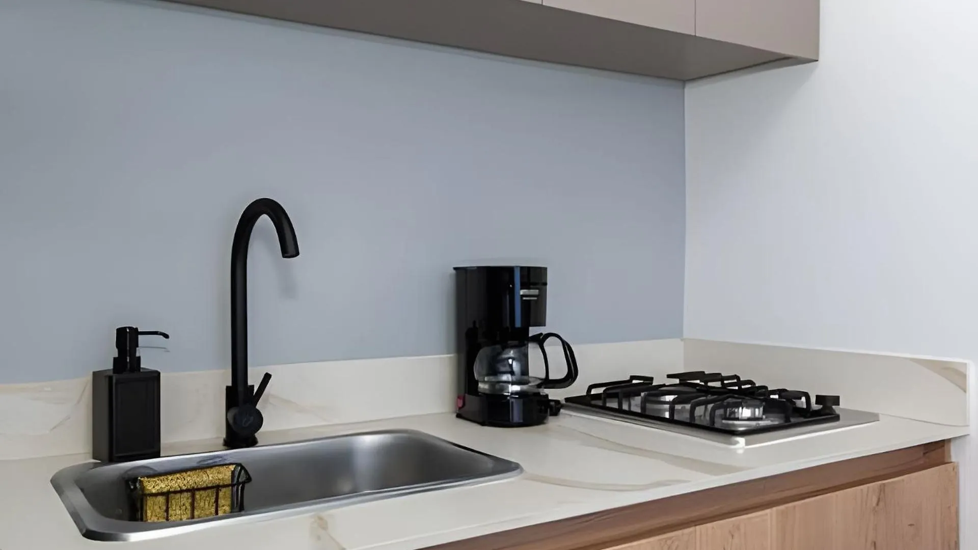 81 Living Apartment Medellin Colombia